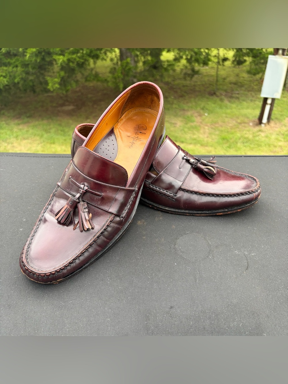 Cole Haan Burgundy Tassel Penny Loafers Sz 11 fair condition see pics